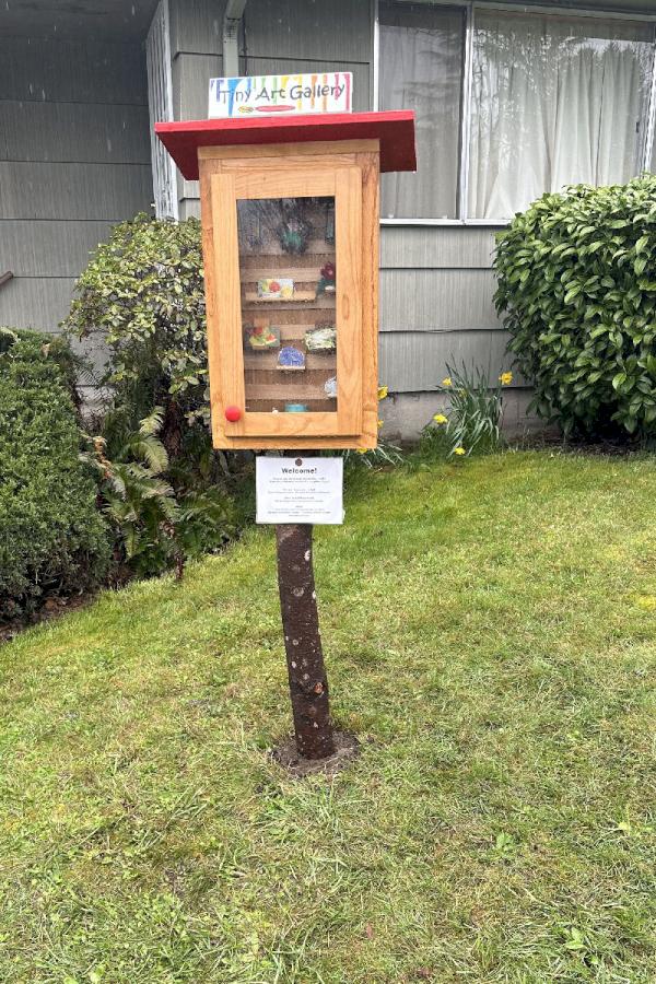 Tiny Art Gallery is Planted - take Art/donate Art/crafts - max is 3