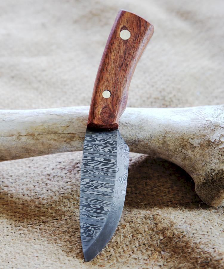 Ladder damascus camp knife